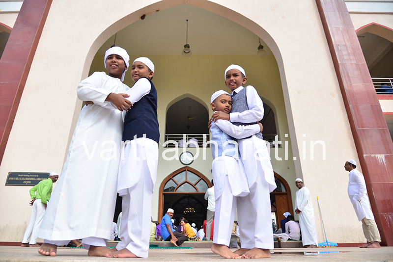 ಉಡುಪಿ: ಈದುಲ್ ಫಿತ್ರ್ ವಿಶೇಷ ನಮಾಝ್‌