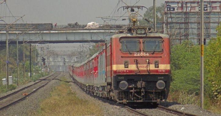 ರೈಲ್ವೆ ಕಿಚನ್‌ಗಳಲ್ಲಿ ಏನು ತಯಾರಾಗುತ್ತಿದೆ ಎನ್ನುವುದನ್ನು ಐಆರ್‌ಸಿಟಿಸಿಯ ವೆಬ್‌ಸೈಟ್‌ನಿಂದ ತಿಳಿದುಕೊಳ್ಳಿ