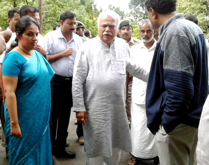 ಮಡಿಕೇರಿ: ಮಳೆಹಾನಿ ಪ್ರದೇಶಗಳಿಗೆ ಸಚಿವ ಆರ್.ವಿ.ದೇಶಪಾಂಡೆ ಭೇಟಿ
