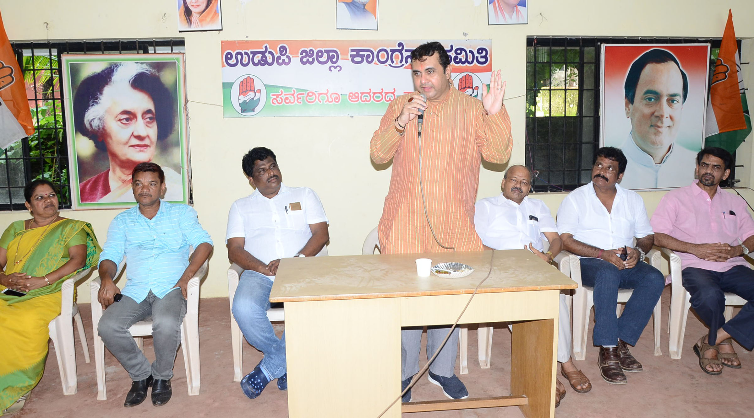 ಕಾಂಗ್ರೆಸ್‌ನಿಂದ ನಗರಸಭಾ ಚುನಾವಣಾ ಪೂರ್ವಭಾವಿ ಸಭೆ