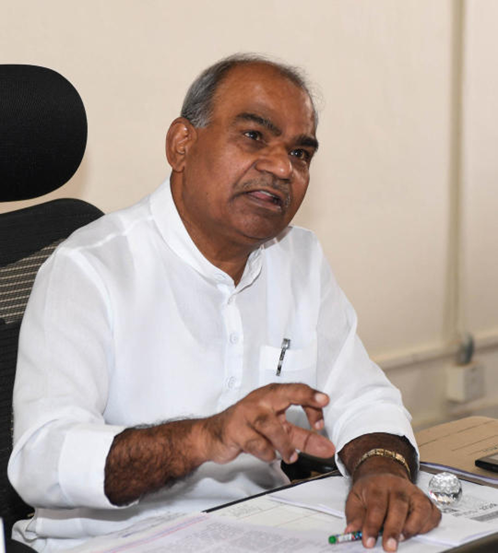 ಸಾಹಿತ್ಯ ಲೋಕದಲ್ಲಿ ಮುಖವಾಡಗಳ ಮೆರವಣಿಗೆ ನಡೆಯುತ್ತಿದೆ: ಎಸ್.ಜಿ.ಸಿದ್ದರಾಮಯ್ಯ