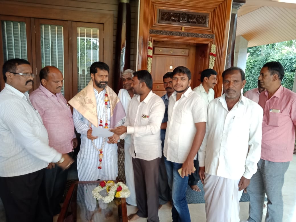 ಚಿಕ್ಕಮಗಳೂರು: ಮೀಸಲಾತಿ ಪ್ರಮಾಣ ಹೆಚ್ಚಿಸಲು ಒತ್ತಾಯಿಸಿ ಮನವಿ