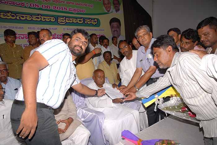 ತುಮಕೂರು: ಅಲ್ಪಸಂಖ್ಯಾತರಿಗೆ ಹೆಚ್ಚಿನ ಸಚಿವ ಸ್ಥಾನಕ್ಕೆ ಮುಸ್ಲಿಂ ಮುಖಂಡರ ಮನವಿ