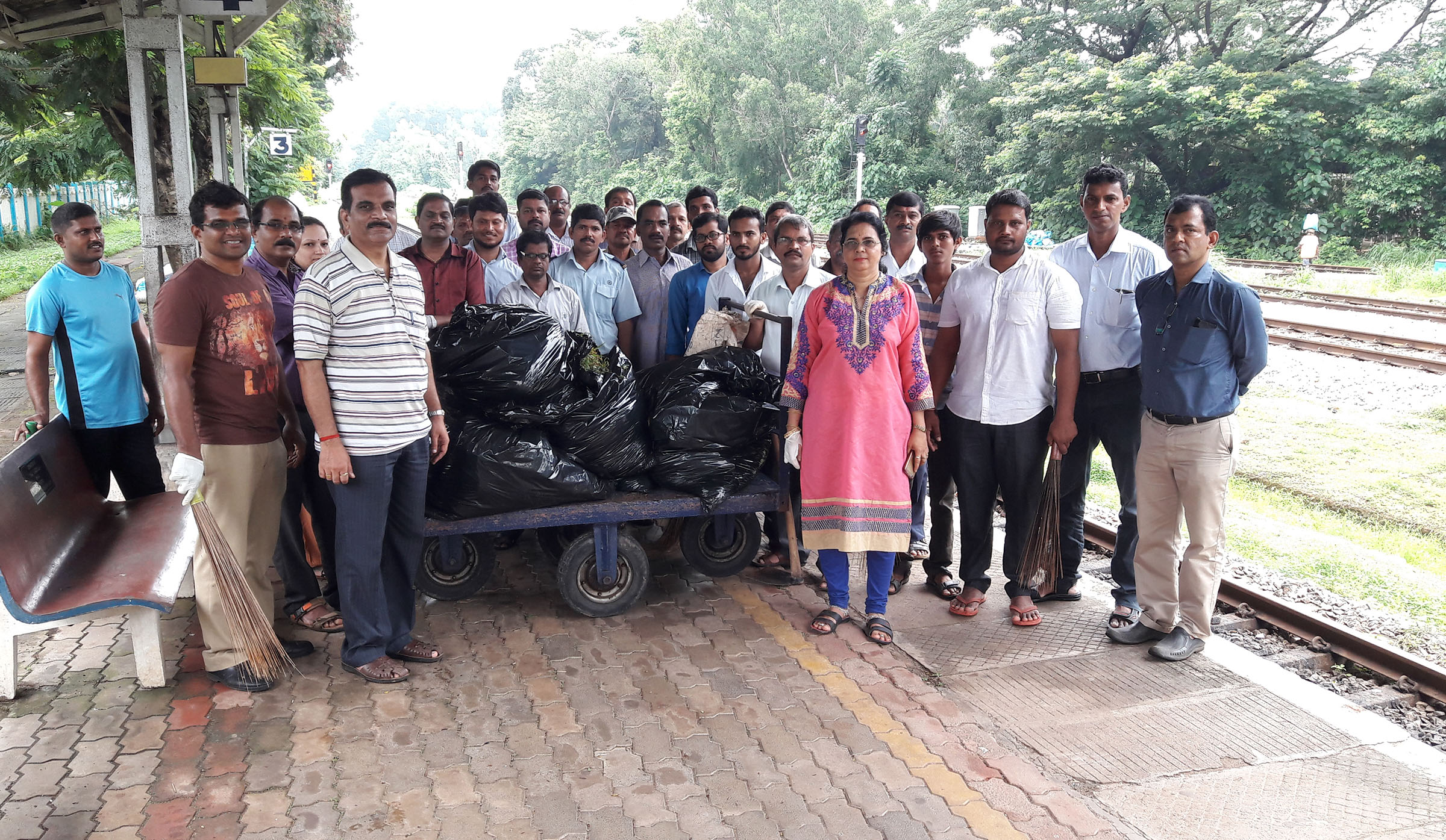 ಉಡುಪಿ ರೈಲ್ವೆ ನಿಲ್ದಾಣದಲ್ಲಿ ಸ್ವಚ್ಛ ಅಭಿಯಾನ