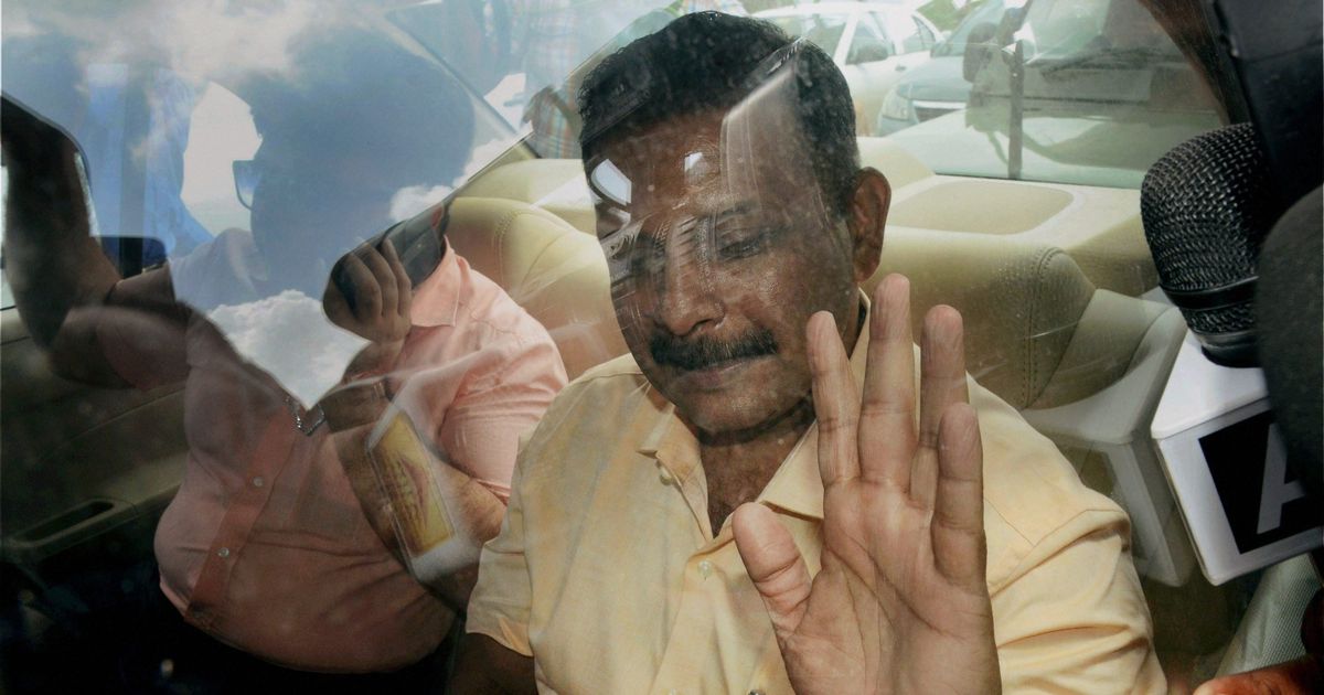 ಮಾಲೆಗಾಂವ್ ಸ್ಫೋಟ ಪ್ರಕರಣ: ಪ್ರಕರಣದಿಂದ ಖುಲಾಸೆ ಕೋರಿರುವ ಪುರೋಹಿತ್ ಅರ್ಜಿ ವಿಚಾರಣೆಗೆ ಅಂಗೀಕಾರ