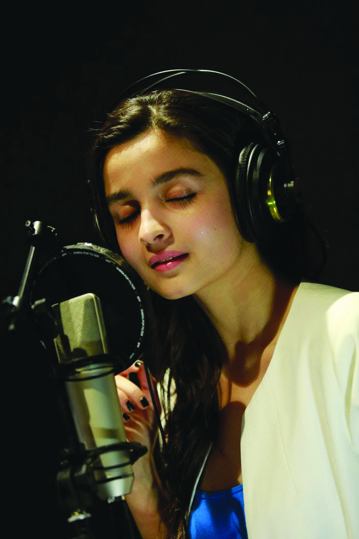 ಗಾಯಕಿಯಾಗಲಿದ್ದಾರೆ ಆಲಿಯಾ