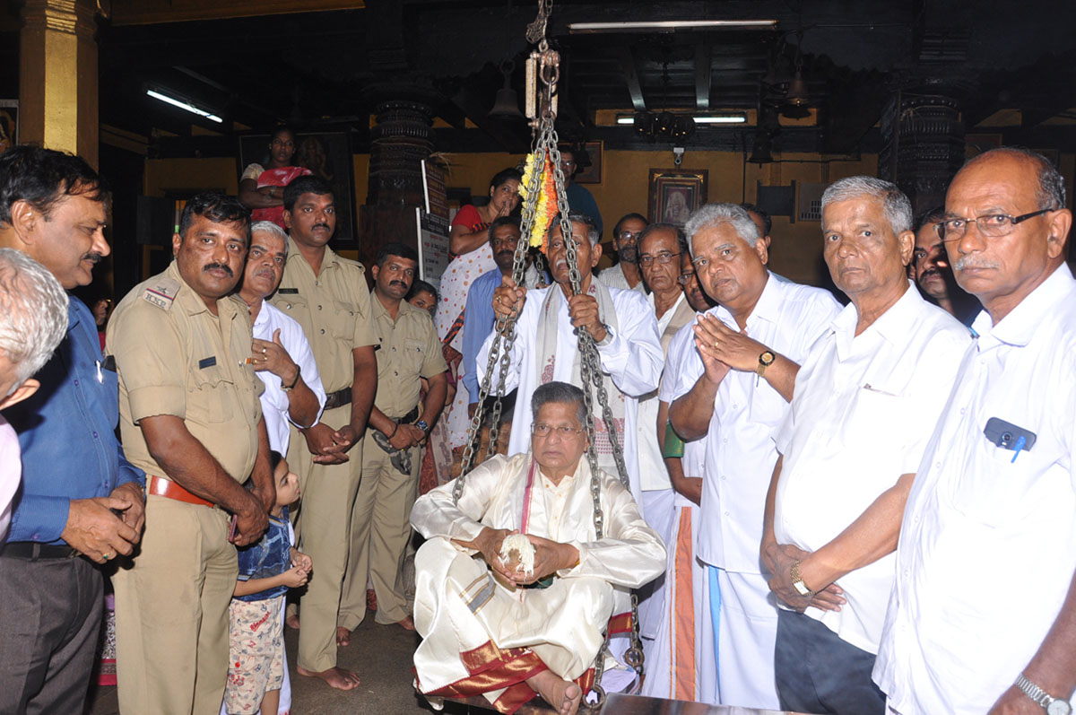 ಉಪ್ಪೂರು ದೇವಳದಲ್ಲಿ ಫ್ಲಾಸ್ಟಿಕ್ ನಿಷೇಧ ಫಲಕ ಅನಾವರಣಾ