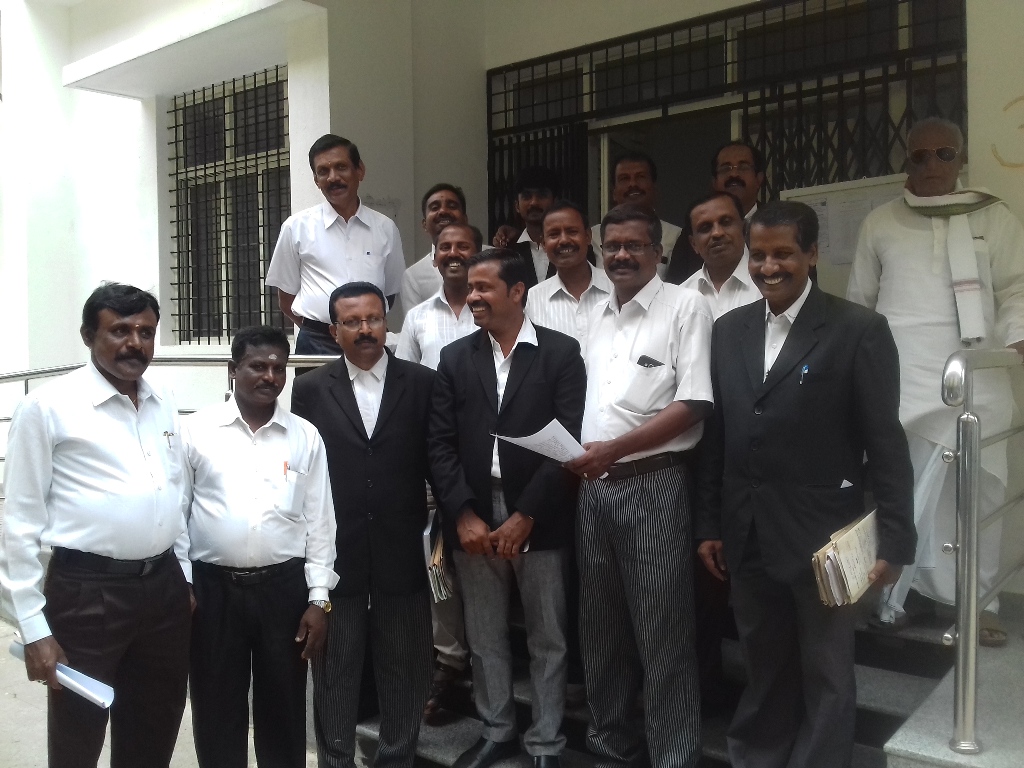 ಮದ್ದೂರು: ಬೆಳೆ ಪದ್ಧತಿ ಬದಲಾವಣೆ ಸೂಚನೆ ಖಂಡಿಸಿ ವಕೀಲರಿಂದ ಕಲಾಪ ಬಹಿಷ್ಕಾರ