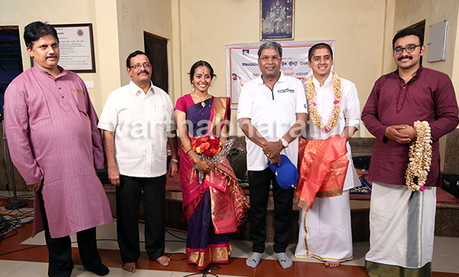 ಖ್ಯಾತ ಕಲಾವಿದೆ  ಸಹನಾ ಸಾಮ್ರಾಜ್ ಅವರಿಂದ  ಶಾಂತಿವನದಲ್ಲಿ ಗಾನ ಸೌರಭ ಕಾರ್ಯಕ್ರಮ