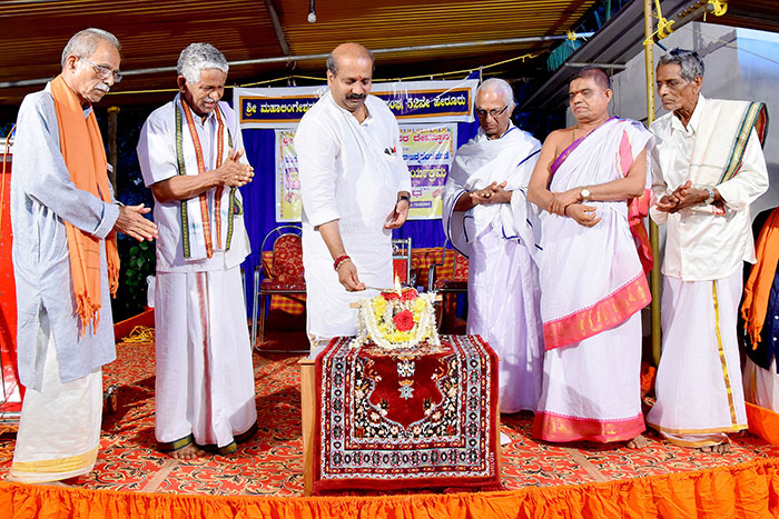 ಧಾರ್ಮಿಕ ಶ್ರದ್ಧೆಯೇ ಸಂಸ್ಕೃತಿಯ ಜೀವಾಳ: ರಘುಪತಿ ಭಟ್