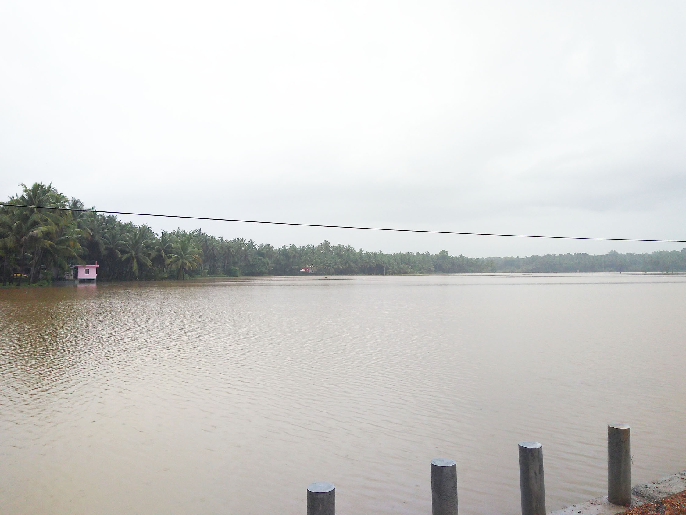 ಉಡುಪಿ ಜಿಲ್ಲೆಯಾದ್ಯಂತ ಬಿರುಸಿನ ಮಳೆ; ಅಲ್ಲಲ್ಲಿ ಹಾನಿ, ಕೃತಕ ನೆರೆ