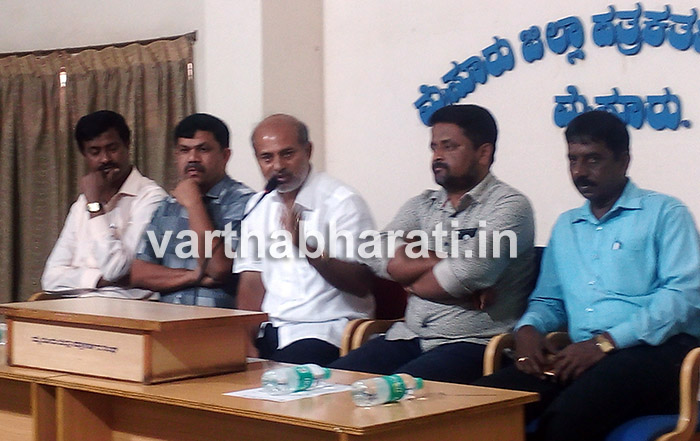 ವರಮಹಾಲಕ್ಷ್ಮೀ ಹಬ್ಬಕ್ಕೆ ಮಹಿಳೆಯರಿಗೆ ಬಂಪರ್ ಕೊಡುಗೆ