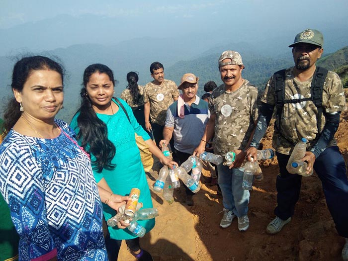 ‘ಆರೋಹಣ ಕೊಡಗು’ ತಂಡದ ಪರಿಸರ ಕಾಳಜಿ : ಚಾರಣದೊಂದಿಗೆ ಪರಿಸರ ಸ್ವಚ್ಛತೆ