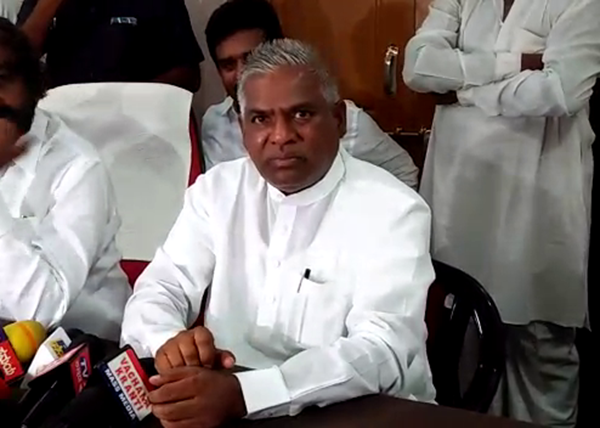 ಸಿದ್ದರಾಮಯ್ಯ ಮನಸ್ಸು ಮಾಡಿದರೆ ಸರಕಾರವೇ ಇರುವುದಿಲ್ಲ: ಕಾಂಗ್ರೆಸ್ ಶಾಸಕ