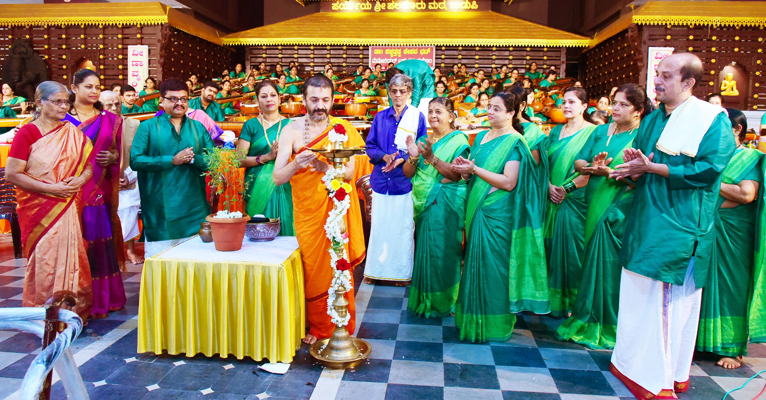 ಉಡುಪಿ: ಏಕಕಾಲದಲ್ಲಿ 90 ವೀಣೆಗಳ ಸಮೂಹ ವಾದನ