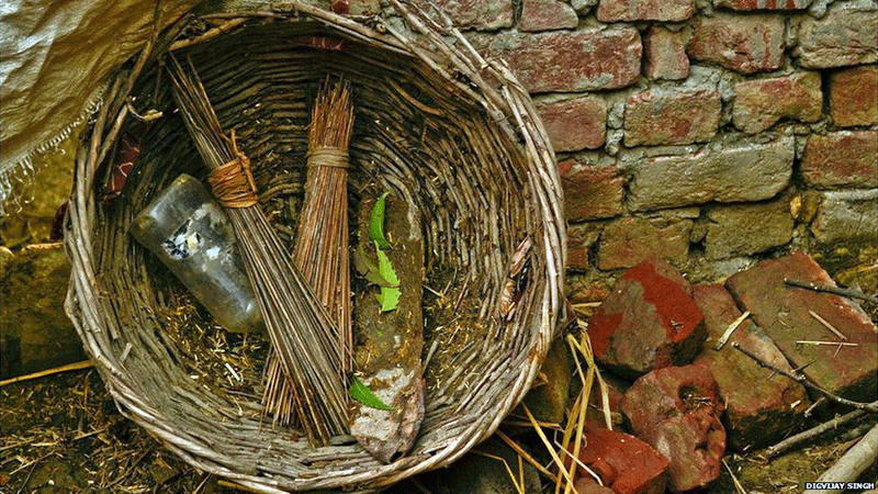 ಜಾತಿಗಳ ಸ್ಪರ್ಧೆಯ ಯುಗವೂ... ಶೋಷಿತರ ಕೀಳು ಉದ್ಯೋಗಗಳೂ... ಜಾತಿಗಳ ಸ್ಪರ್ಧೆಯ ಯುಗವೂ... ಶೋಷಿತರ ಕೀಳು ಉದ್ಯೋಗಗಳೂ...