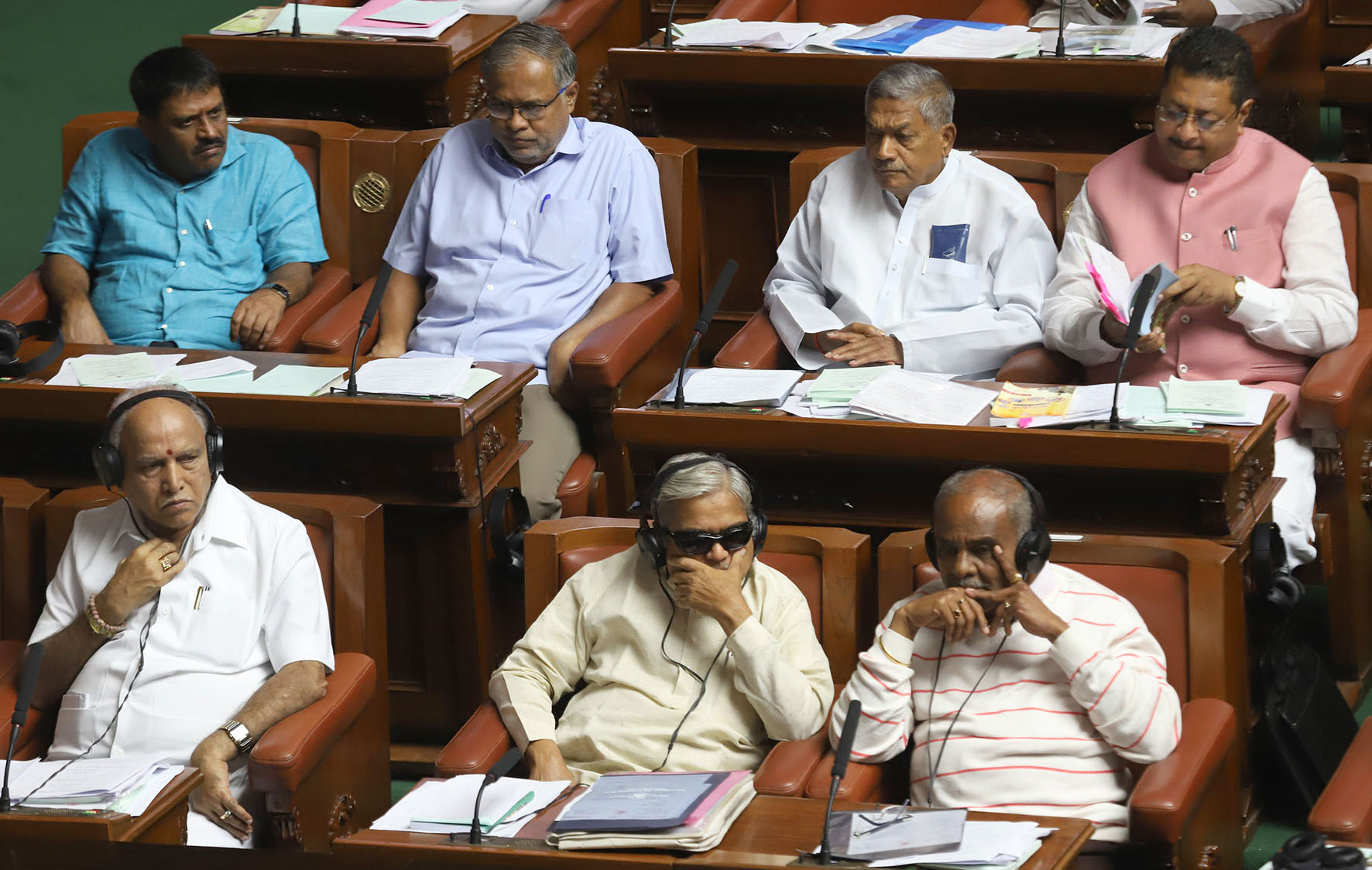 ಸದನದೊಳಗೆ ಬಿಜೆಪಿ-ಕಾಂಗ್ರೆಸ್ ಜಟಾಪಟಿ