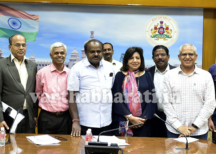 ಬೆಂಗಳೂರು ಅಭಿವೃದ್ಧಿ: ಕಾಲಮಿತಿಯಲ್ಲಿ ಯೋಜನೆ ಜಾರಿಗೆ ಸಿಎಂ ಸೂಚನೆ