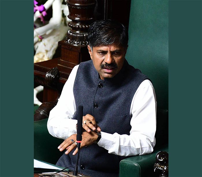 ಉಪಸಭಾಧ್ಯಕ್ಷ ಎಂ.ಕೃಷ್ಣಾರೆಡ್ಡಿಗೆ ಮುಖ್ಯಮಂತ್ರಿಯ ಕಾರು ಹಂಚಿಕೆ