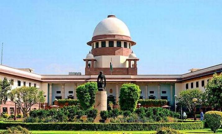 ಅರ್ಧಚಂದ್ರ, ನಕ್ಷತ್ರದ ಹಸಿರು ಬಾವುಟ ನಿಷೇಧಕ್ಕೆ ಮನವಿ : ಕೇಂದ್ರದ ನಿಲುವು ಕೋರಿದ ಸುಪ್ರೀಂ ಕೋರ್ಟ್