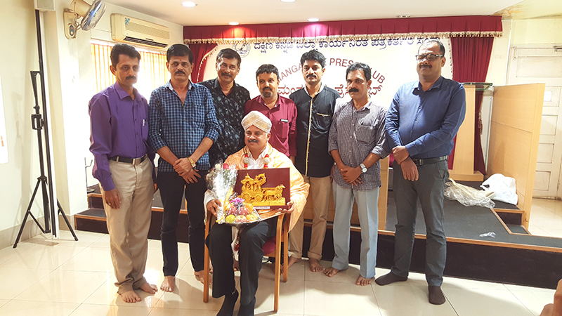 ಕೆಪಿಎಸ್‌ಸಿ ಸದಸ್ಯ ಡಾ.ರೊನಾಲ್ಡ್ ಫೆರ್ನಾಂಡಿಸ್‌ಗೆ ಪ್ರೆಸ್‌ಕ್ಲಬ್‌ನಿಂದ ಅಭಿನಂದನೆ