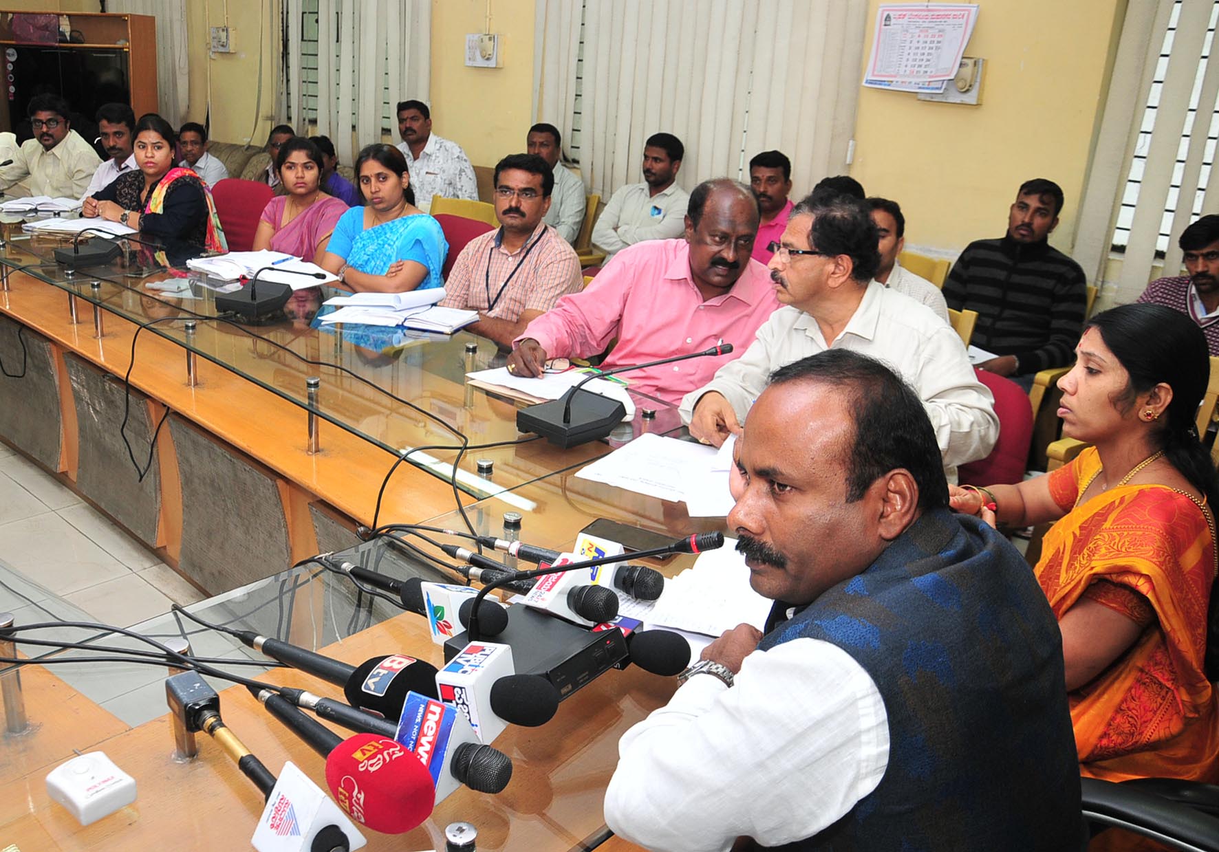 ಬಿಬಿಎಂಪಿ ಅಧಿಕಾರಿಗಳೊಂದಿಗೆ ಮೇಯರ್ ದಿಢೀರ್ ಸಭೆ