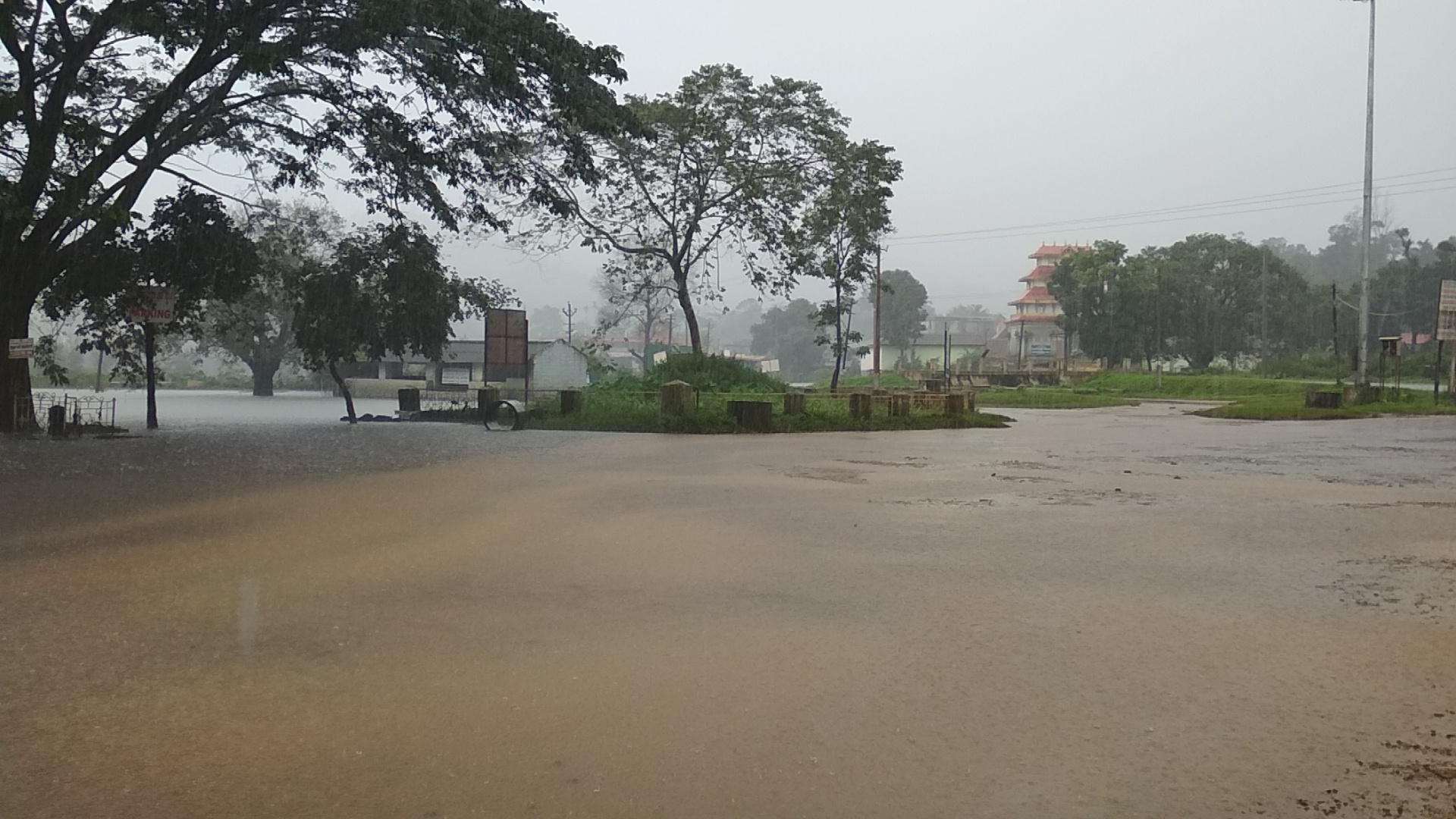 ಕೊಡಗಿನಲ್ಲಿ ಮಳೆ ಶಾಂತ: ಭಾಗಮಂಡಲದಲ್ಲಿ ತಗ್ಗಿದ ಪ್ರವಾಹ