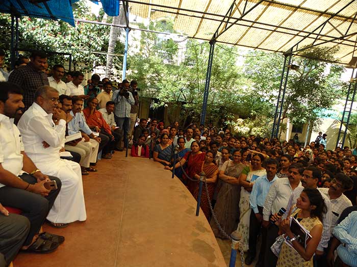 ಮೈಸೂರು: ಮಹಾರಾಣಿ ಕಾಲೇಜ್ ಗೆ ದಿಢೀರ್ ಭೇಟಿ ನೀಡಿದ ಉನ್ನತ ಶಿಕ್ಷಣ ಸಚಿವ ಜಿ.ಟಿ ದೇವೇಗೌಡ