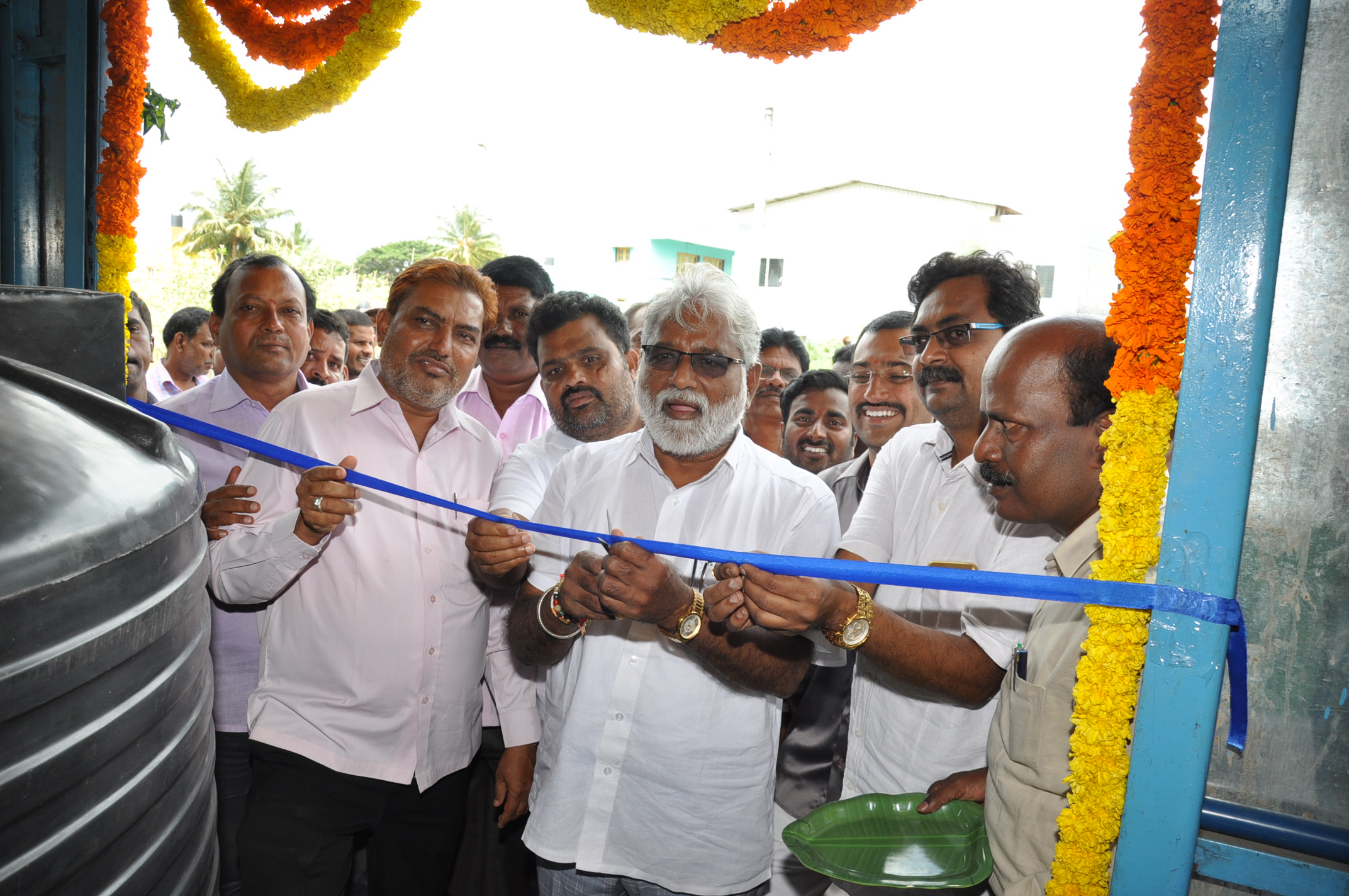 ಕೊಳ್ಳೇಗಾಲ: ಶುದ್ಧ ಕುಡಿಯುವ ನೀರಿನ ಘಟಕ ಉದ್ಘಾಟಿಸಿದ ಸಚಿವ ಎನ್.ಮಹೇಶ್