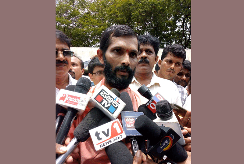 ಪಟ್ಟದ ದೇವರಿಗಾಗಿ ಶಿರೂರು ಸ್ವಾಮೀಜಿ ಬಿಕ್ಕಿಬಿಕ್ಕಿ ಅಳುತ್ತಿದ್ದರು, ಕನವರಿಸುತ್ತಿದ್ದರು : ಕೇಮಾರು ಸ್ವಾಮೀಜಿ