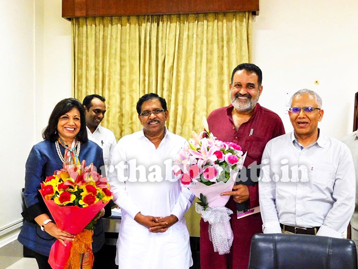 ಡಿಸಿಎಂ ಪರಮೇಶ್ವರ್ ರನ್ನು ಭೇಟಿ ಮಾಡಿ ಸಲಹೆ ನೀಡಿದ ಕಿರಣ್ ಮಜುಂದಾರ್ ಷಾ