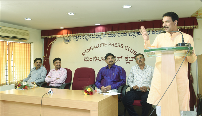 ಸಮಾಜವನ್ನು ಒಂದುಗೂಡಿಸುವ ಕೆಲಸ ಮಾಧ್ಯಮರಂಗದಿಂದಾಗಲಿ -ನಳಿನ್ ಕುಮಾರ್