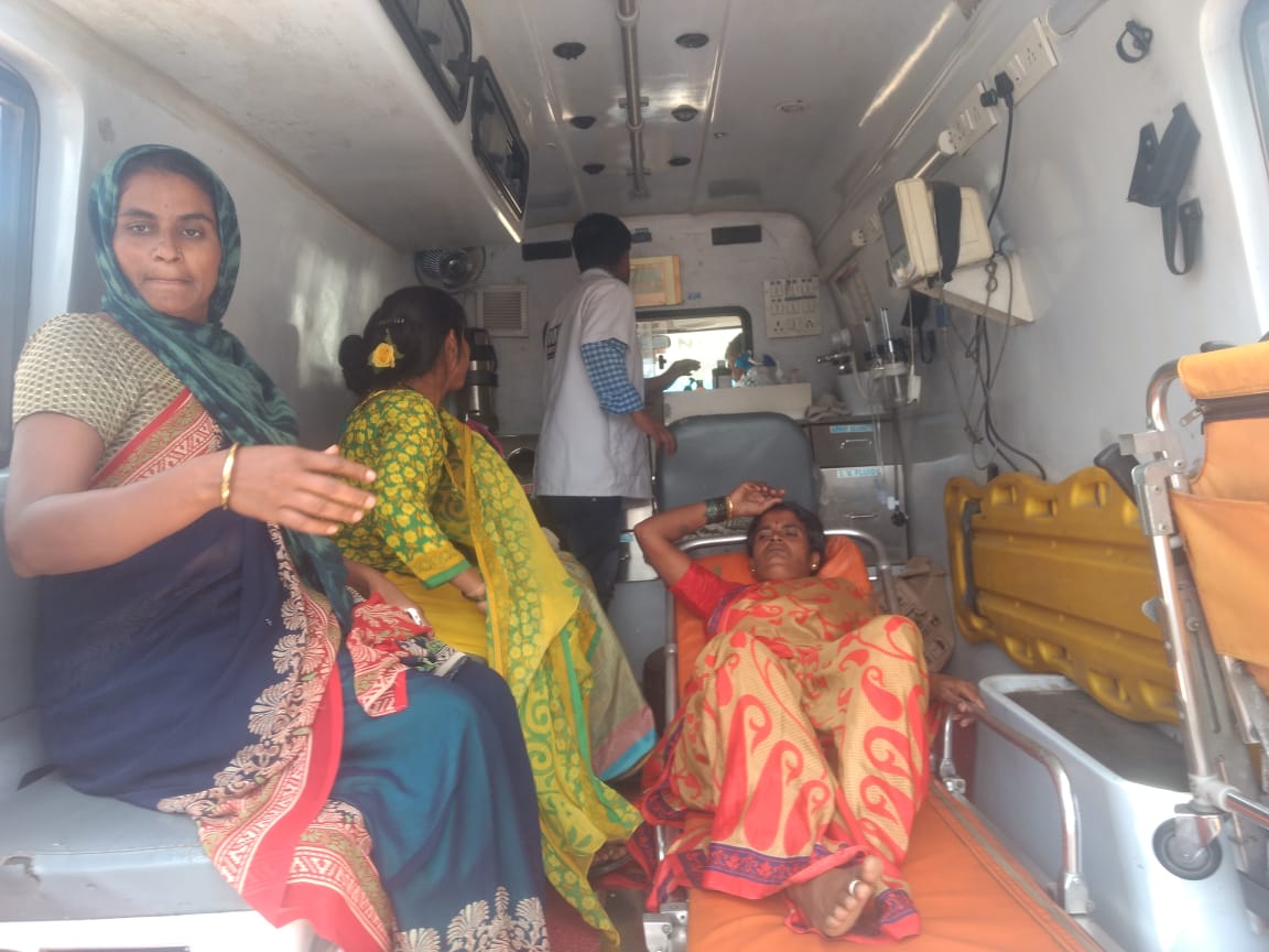 7ನೆ ದಿನಕ್ಕೆ ಕಾಲಿಟ್ಟ ಹಾಸ್ಟೆಲ್ ಹೊರಗುತ್ತಿಗೆದಾರರ ಧರಣಿ: 20 ಮಹಿಳಾ ನೌಕರರು ಅಸ್ವಸ್ಥ