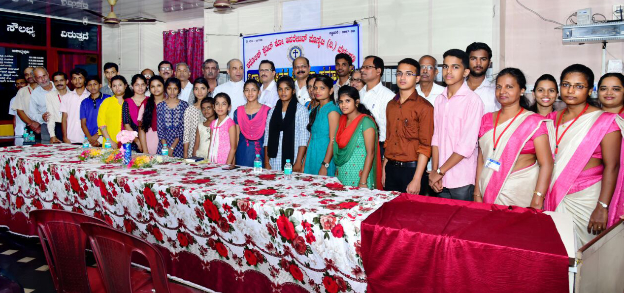 ಬೆಳ್ತಂಗಡಿ: ಕಥೊಲಿಕ್ ಸೋಸೈಟಿಯಿಂದ ವಿದ್ಯಾರ್ಥಿ ವೇತನ ವಿತರಣೆ