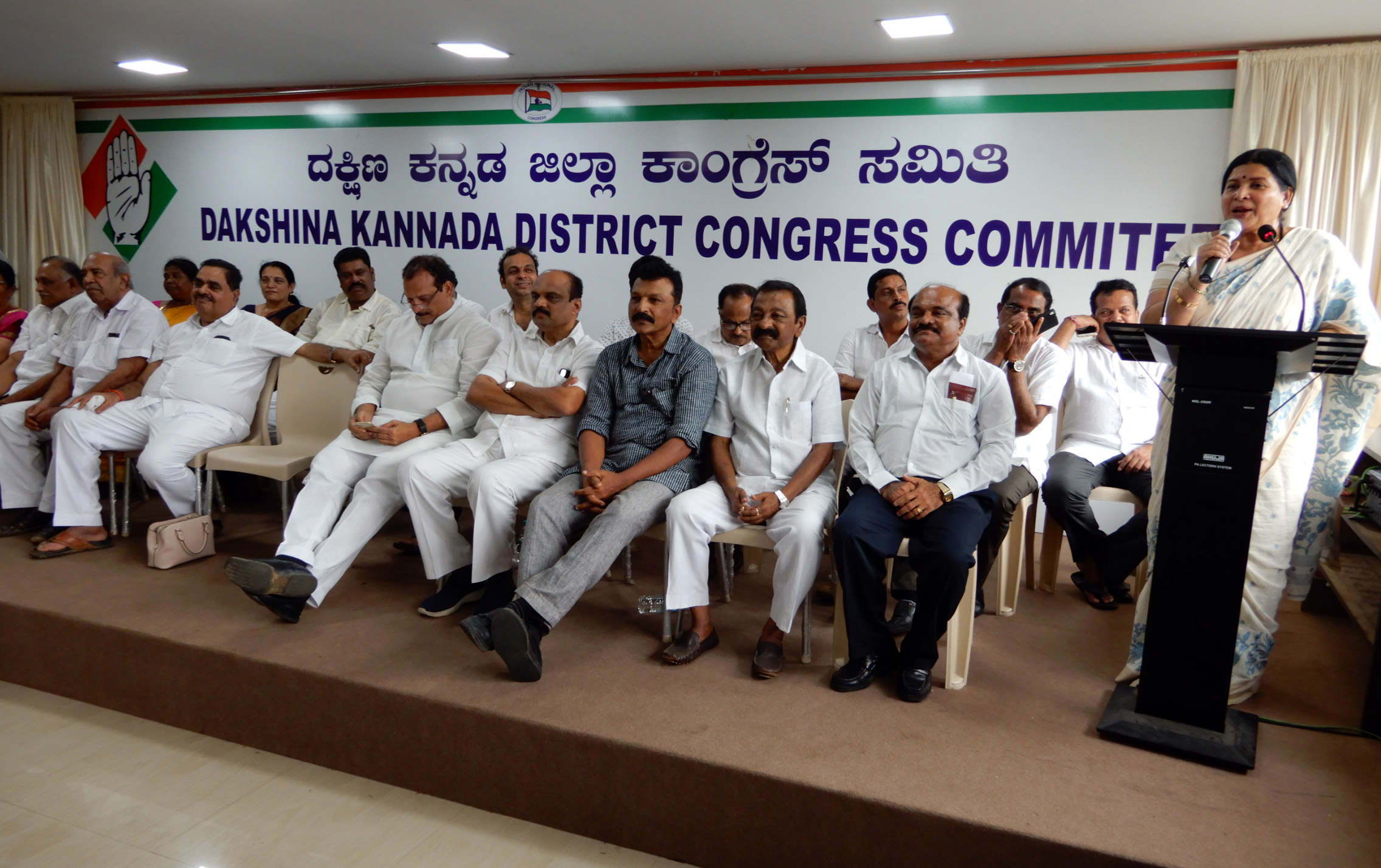 ಹೊಸ ಸಾಂಸ್ಕೃತಿಕ ನೀತಿ ಜಾರಿಯ ಬಗ್ಗೆ ಮರು ಸಮಾಲೋಚನೆ: ಜಯಮಾಲ