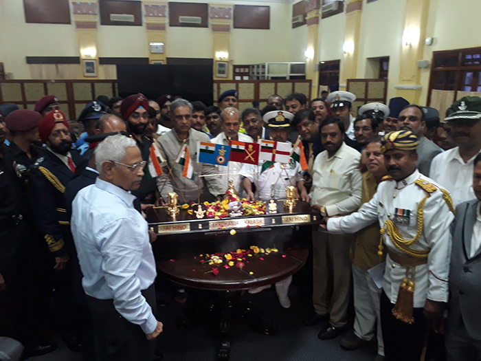 ಹುತಾತ್ಮ ಯೋಧರ ಕುಟುಂಬಗಳಿಗಾಗಿ ಕಲ್ಯಾಣ ಕಾರ್ಯಕ್ರಮ: ಬಸವರಾಜ ಹೊರಟ್ಟಿ