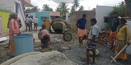 ಹನೂರು: ಕಳಪೆ ರಸ್ತೆ ಕಾಮಗಾರಿ ಆರೋಪ; ಗ್ರಾಮಸ್ಥರ ಆಕ್ರೋಶ