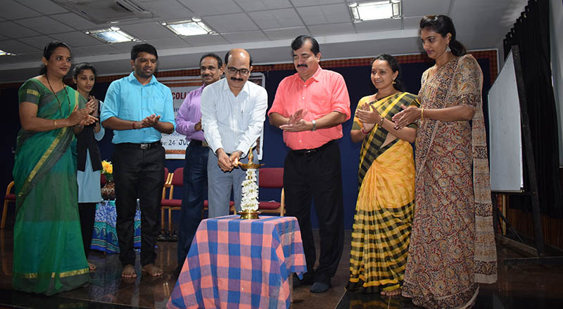 ಆಳ್ವಾಸ್ ಕಾಲೇಜಿನಲ್ಲಿ ಪತ್ರಿಕೋದ್ಯಮ ದಿನಾಚರಣೆ