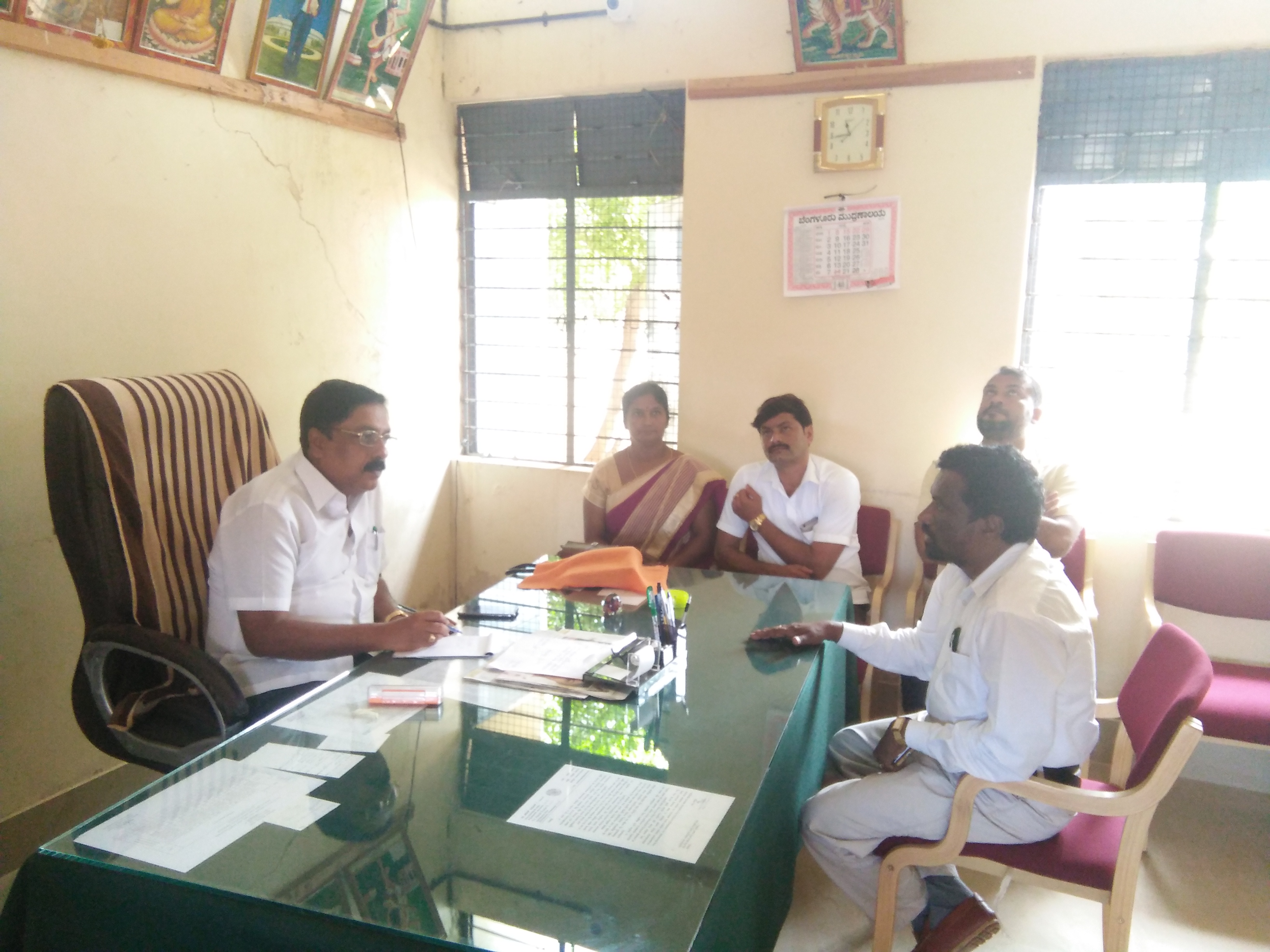 ಹನೂರು: ಜಿ.ವಿ.ಗೌಡ ಪದವಿ ಪೂರ್ವ ಕಾಲೇಜ್ ಗೆ ಶಾಸಕ ನರೇಂದ್ರ ಭೇಟಿ