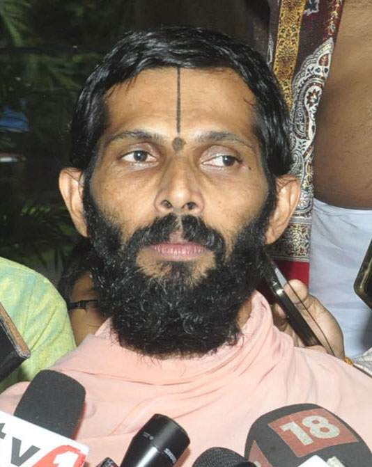 ಸಾಮಾಜಿಕ ಜಾಲತಾಣದಲ್ಲಿ ಬೆದರಿಕೆ: ದೂರು ನೀಡಲು ಕೇಮಾರುಶ್ರೀ ನಿರ್ಧಾರ