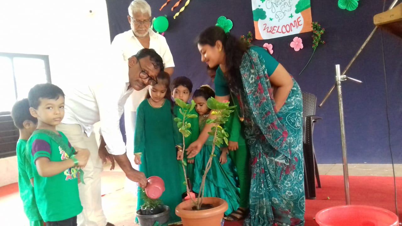 ಬ್ರೈಟ್ ಮದನಿ ಇಂಗ್ಲಿಷ್ ಮೀಡಿಯಂ ಸ್ಕೂಲ್ ನಲ್ಲಿ ವನಮಹೋತ್ಸವ