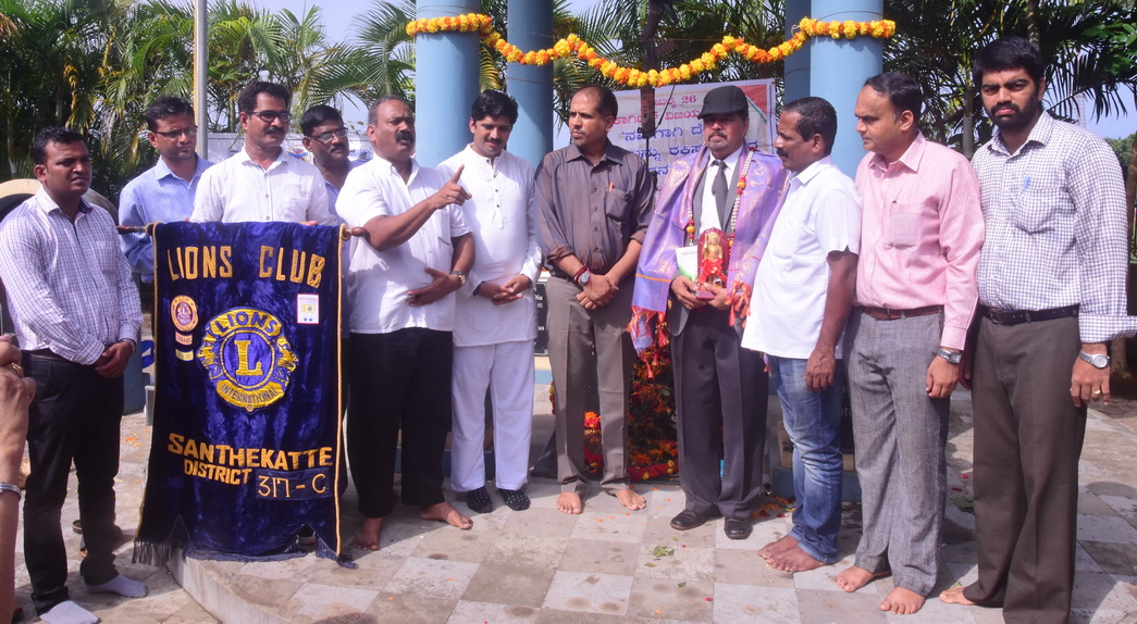 ‘ಸೈನಿಕರಿಗೆ ಅವಹೇಳನ ಮಾಡುವವರು ಭಾರತದಲ್ಲಿರಲು ಯೋಗ್ಯರಲ್ಲ’