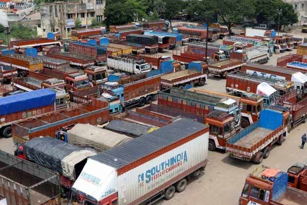 ಕೇಂದ್ರ ಸರಕಾರ ಜೊತೆ ಮಾತುಕತೆ ಸಫಲ: ಲಾರಿ ಮಾಲಕರ ಮುಷ್ಕರ ಅಂತ್ಯ