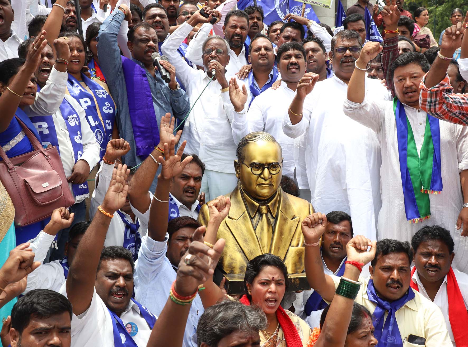 ಎಸ್ಸಿ-ಎಸ್ಟಿ ಭಡ್ತಿ ಮೀಸಲಾತಿ ಕಾಯ್ದೆ ಜಾರಿಗೆ ಒತ್ತಾಯ: ದಲಿತ ಸಂಘಟನೆಗಳ ಒಕ್ಕೂಟ ಧರಣಿ