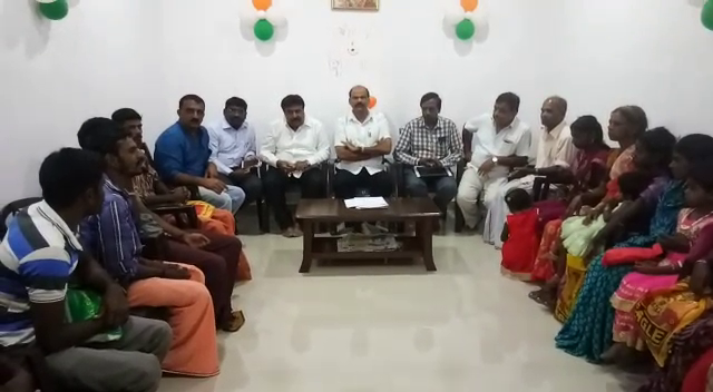 ಎನ್.ಆರ್.ಪುರಕ್ಕೆ ಹಿಂದಿರುಗಿದ ಹಕ್ಕಿಪಿಕ್ಕಿ ಕುಟುಂಬಗಳು: ಶಾಸಕರ ಮಧ್ಯಸ್ಥಿಕೆಯಲ್ಲಿ ಸಂಧಾನ ಸಫಲ