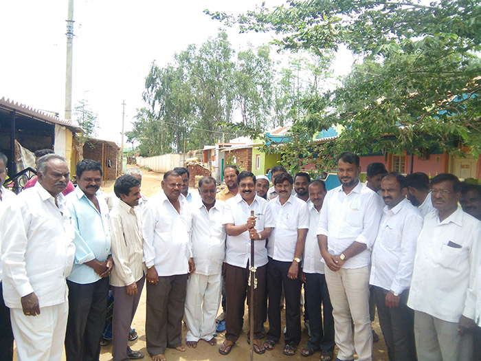 ಹನೂರು: ವಿವಿಧ ಕಾಮಗಾರಿಗಳಿಗೆ ಶಾಸಕ ಆರ್.ನರೇಂದ್ರ ಶಿಲಾನ್ಯಾಸ