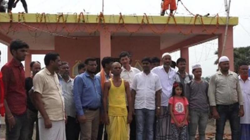 ದೇವಸ್ಥಾನ ನಿರ್ಮಾಣಕ್ಕೆ ಜಮೀನು, 3.5 ಲಕ್ಷ ರೂ. ದಾನ ನೀಡಿದ ಮುಸ್ಲಿಮರು