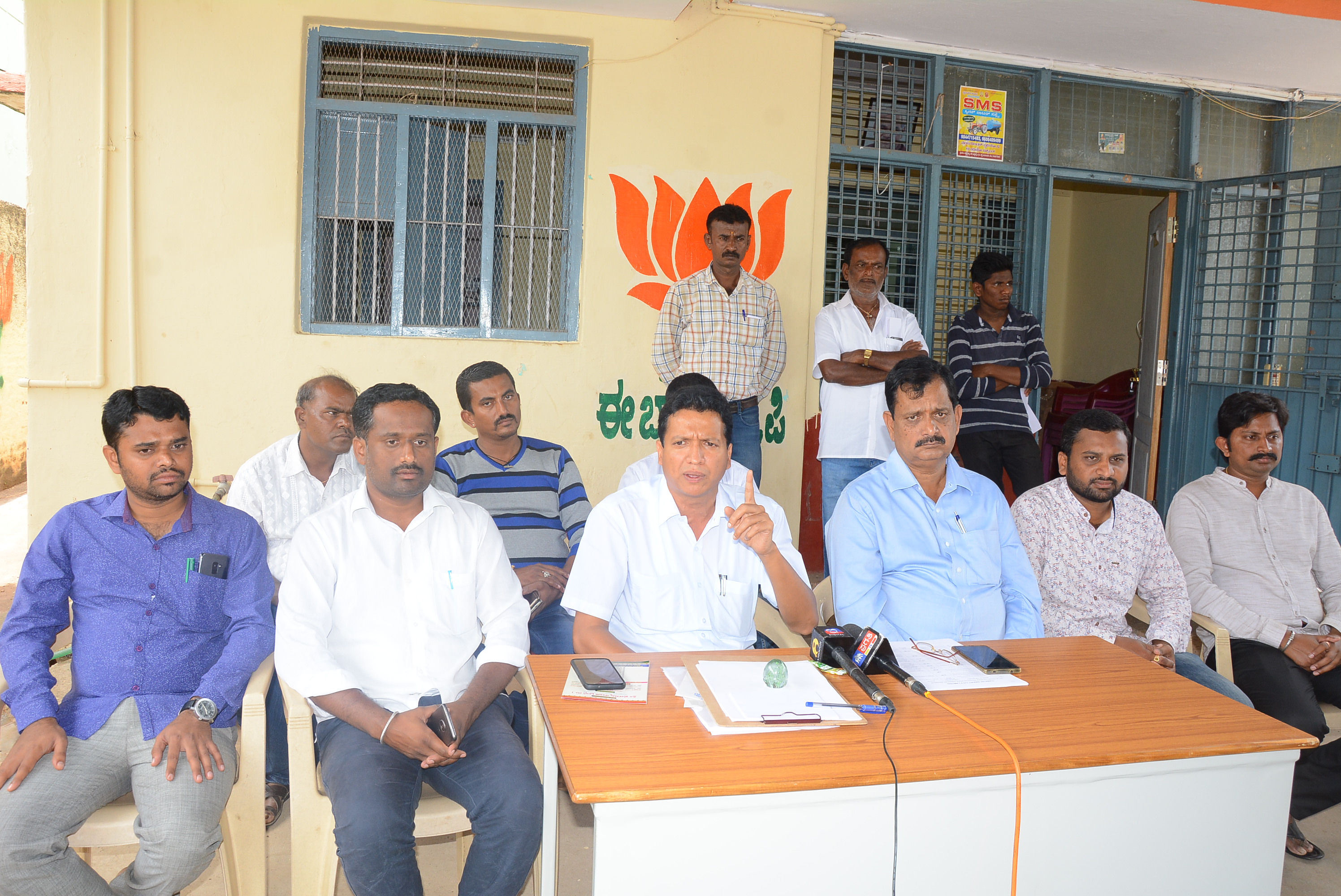 ಎಬಿವಿಪಿ ಕಾರ್ಯಕರ್ತರ ಮೇಲಿನ ಲಾಠಿ ಚಾರ್ಜ್ ಖಂಡನೀಯ: ಶಾಸಕ ಜ್ಯೋತಿ ಗಣೇಶ್