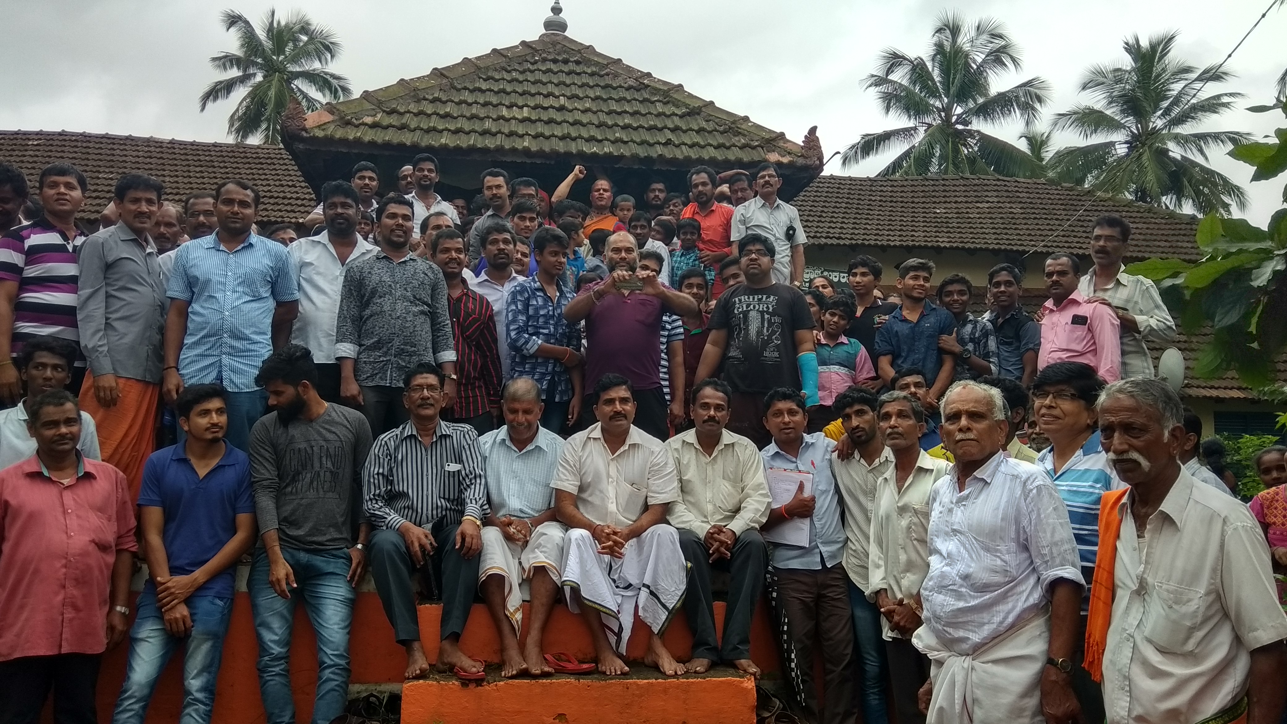 ಗುರುಪುರ ಹಿಂದೂ ಹಿ.ಪ್ರಾ. ಶಾಲೆ ಉಳಿಸಲು ಪಣತೊಟ್ಟ ಗ್ರಾಮಸ್ಥರು