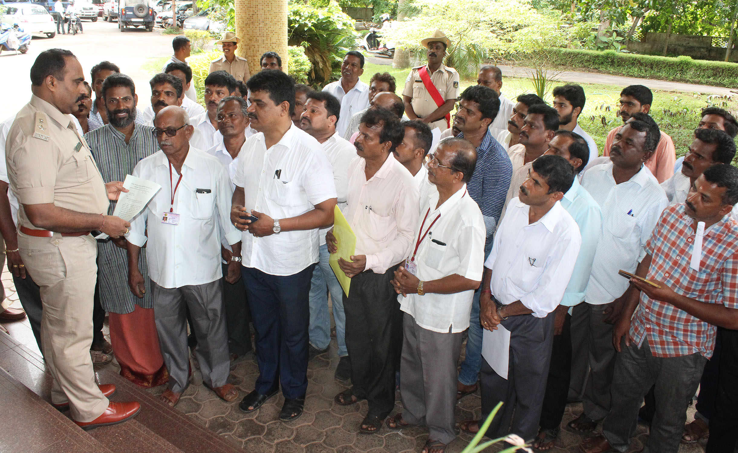 ವಿಶ್ವಕರ್ಮ ಸಮುದಾಯದ ಅವಹೇಳನ: ಕ್ರಮಕ್ಕೆ ಎಸ್ಪಿಗೆ ಮನವಿ